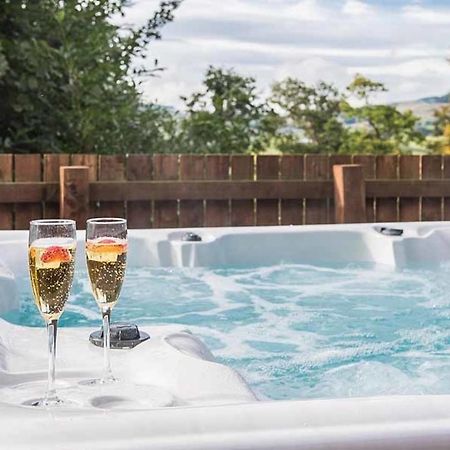 The Granary With Hot Tub Near Perth Perthshire Villa Forgandenny Eksteriør billede